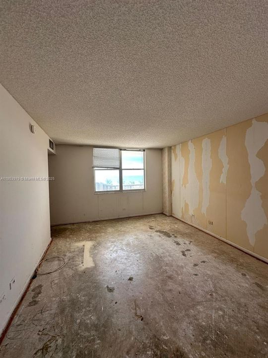 Недавно продано: $395,000 (2 спален, 2 ванн, 1360 Квадратных фут)