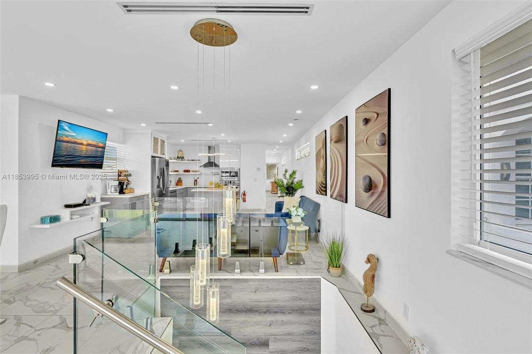 Active With Contract: $2,350,000 (5 beds, 4 baths, 2504 Square Feet)