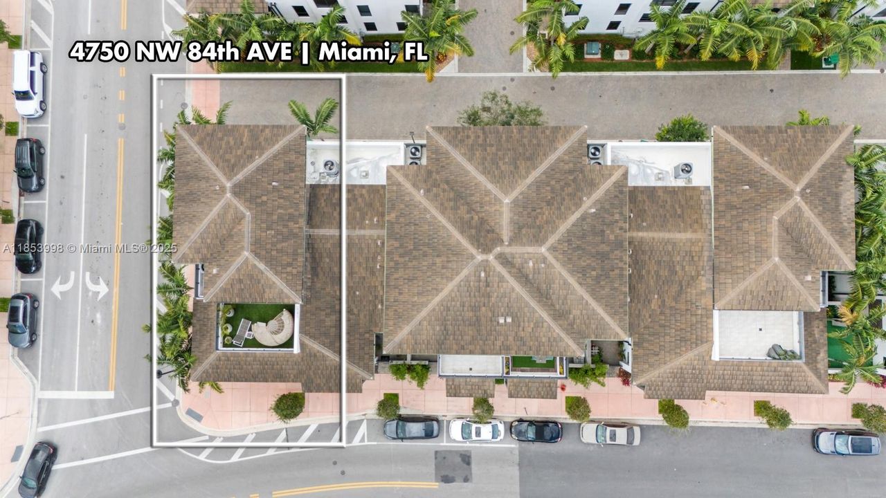 Recently Rented: $6,500 (4 beds, 4 baths, 2631 Square Feet)