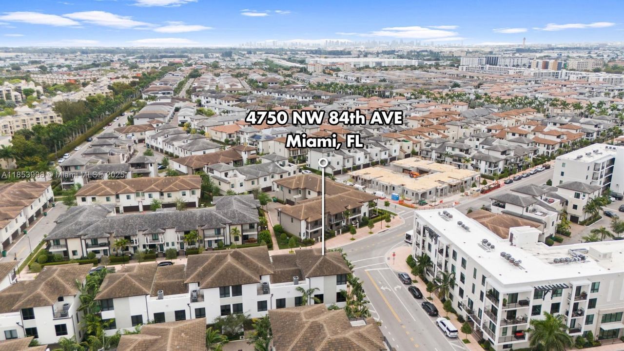 Recently Rented: $6,500 (4 beds, 4 baths, 2631 Square Feet)