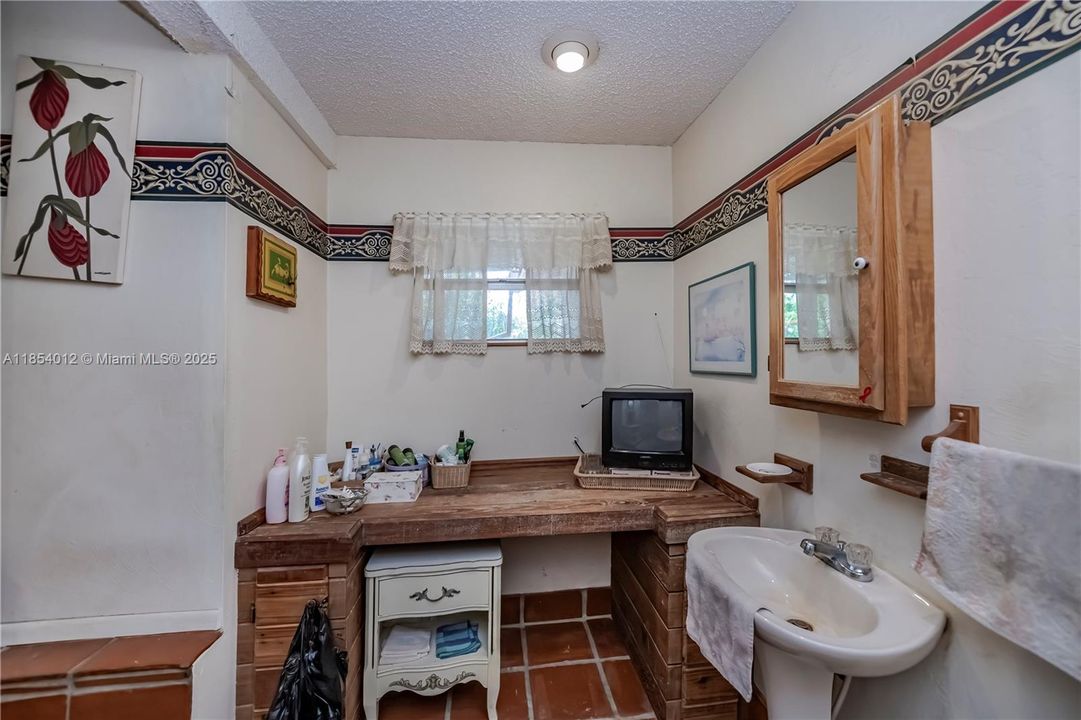 En Venta: $450,000 (5 camas, 3 baños, 0 Pies cuadrados)