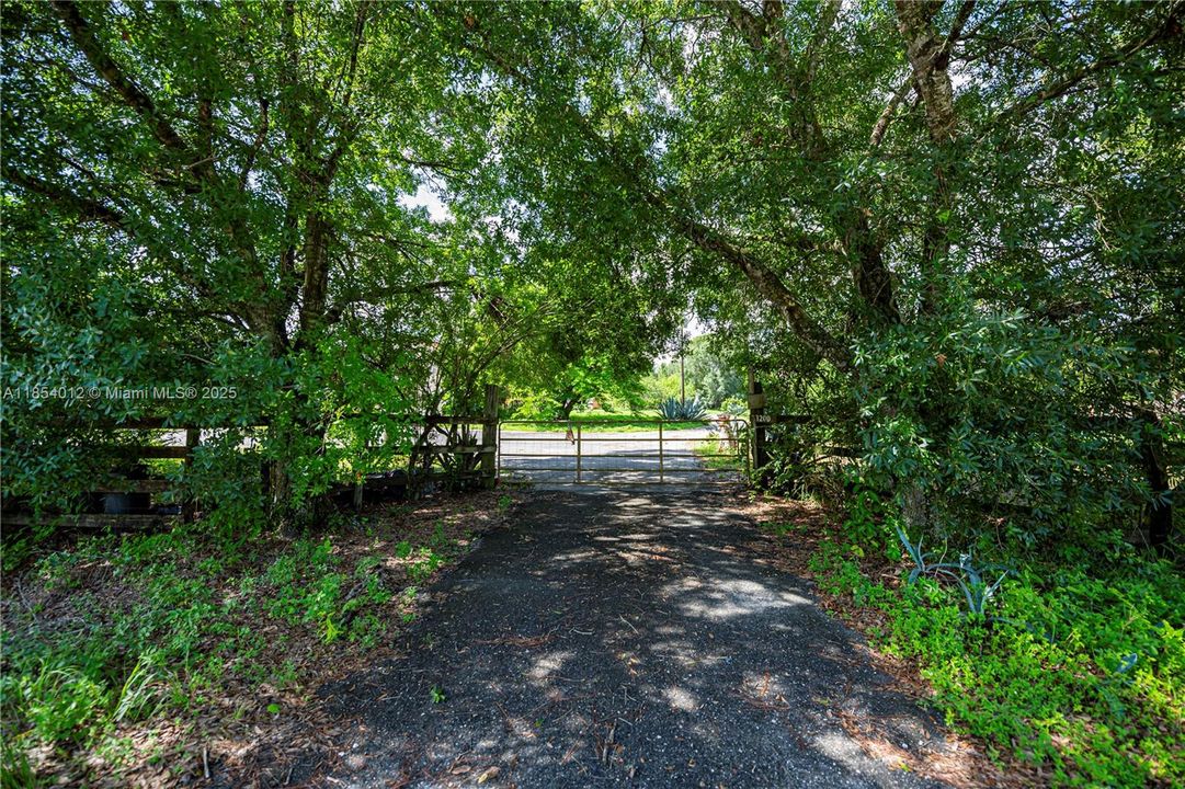 En Venta: $450,000 (5 camas, 3 baños, 0 Pies cuadrados)