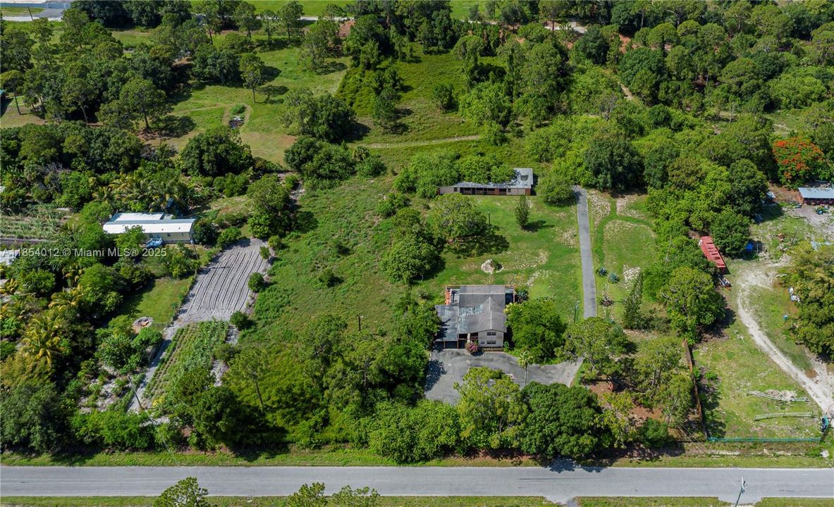 En Venta: $450,000 (5 camas, 3 baños, 0 Pies cuadrados)