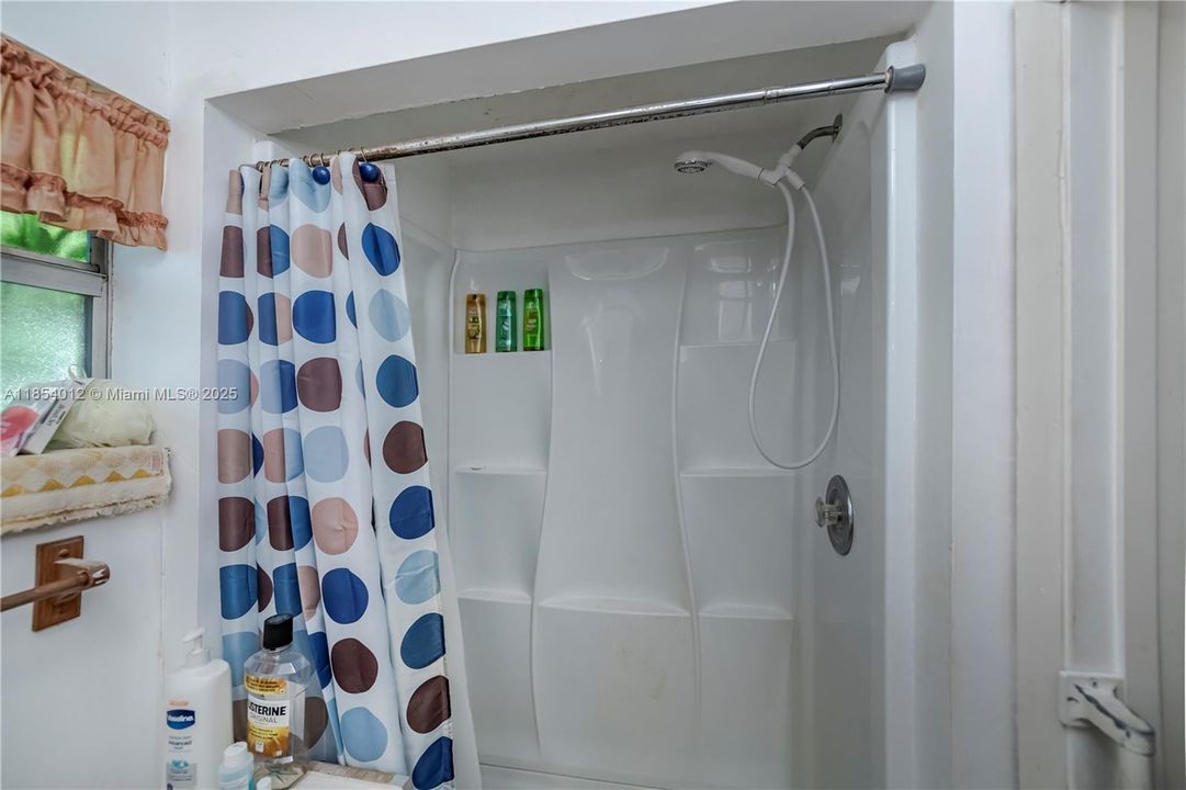 En Venta: $450,000 (5 camas, 3 baños, 0 Pies cuadrados)