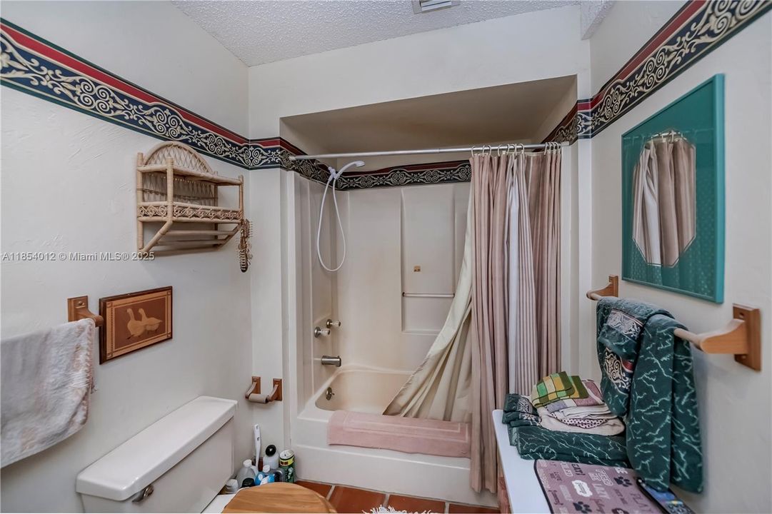 En Venta: $450,000 (5 camas, 3 baños, 0 Pies cuadrados)