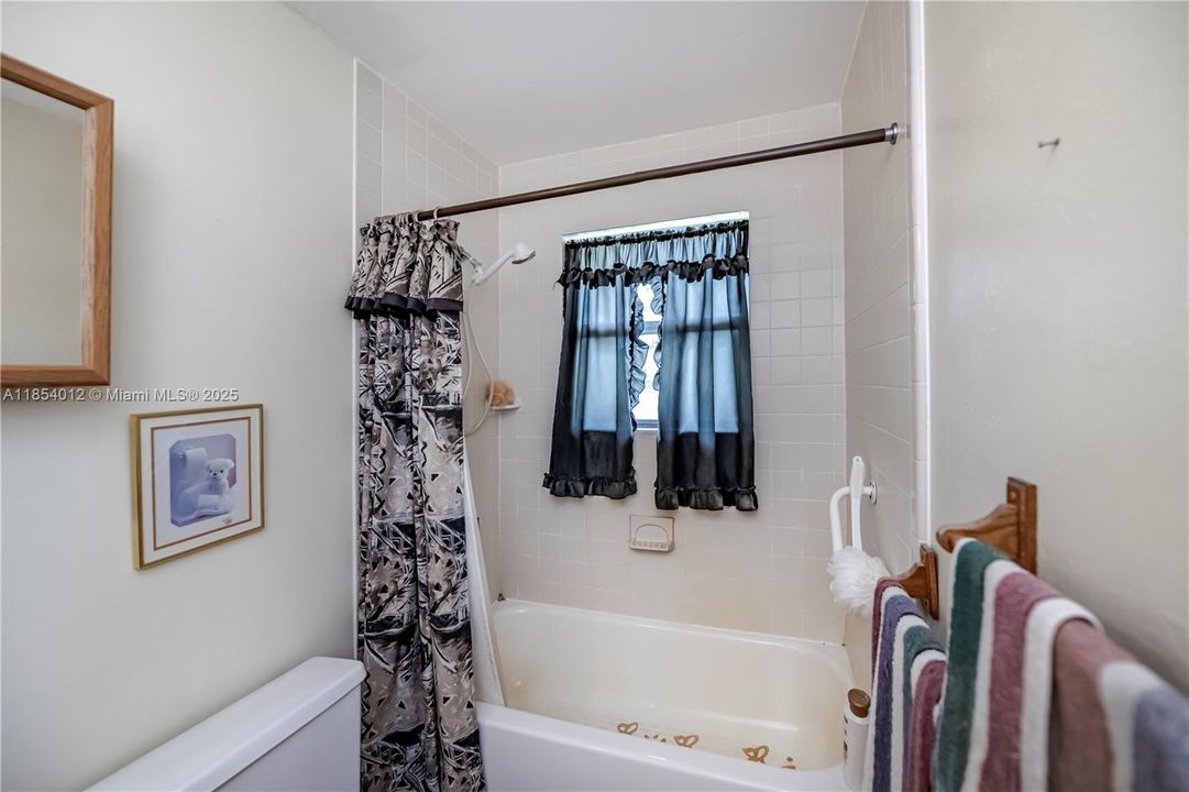 En Venta: $450,000 (5 camas, 3 baños, 0 Pies cuadrados)