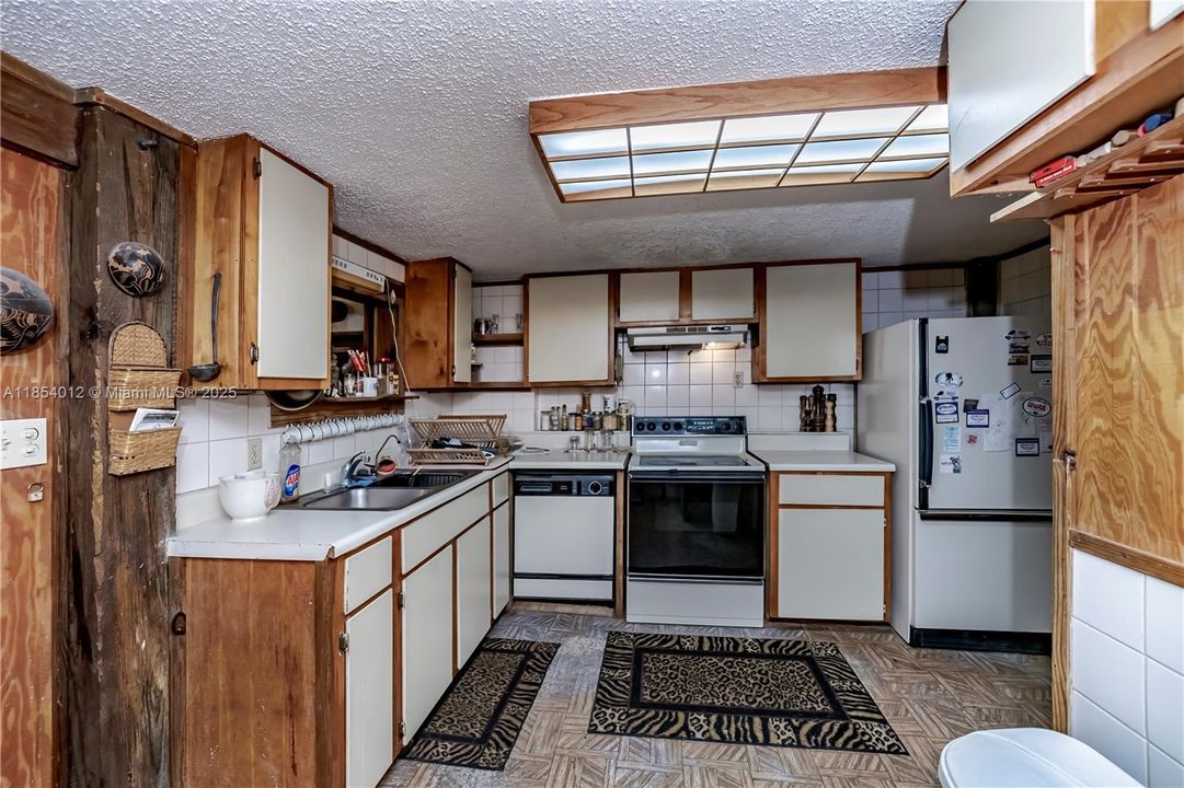 En Venta: $450,000 (5 camas, 3 baños, 0 Pies cuadrados)