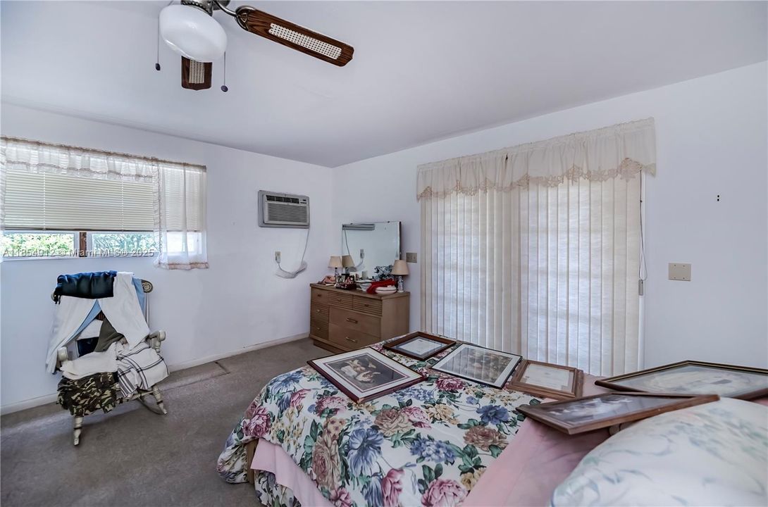 En Venta: $450,000 (5 camas, 3 baños, 0 Pies cuadrados)