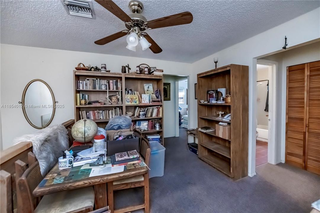 En Venta: $450,000 (5 camas, 3 baños, 0 Pies cuadrados)