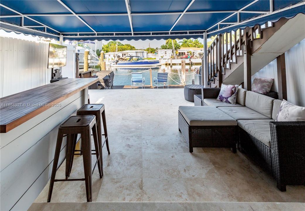 For Sale: $829,000 (2 beds, 2 baths, 1444 Square Feet)