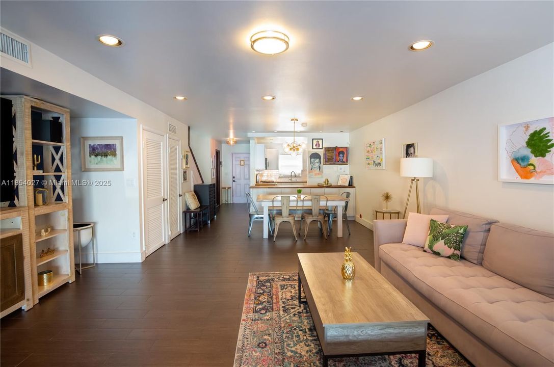 For Sale: $829,000 (2 beds, 2 baths, 1444 Square Feet)