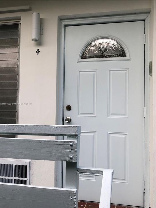 Active With Contract: $170,000 (0 beds, 1 baths, 399 Square Feet)