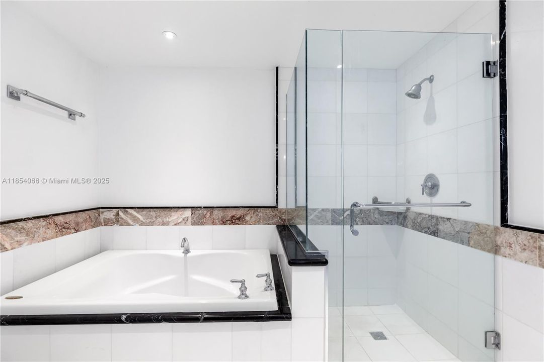 Недавно продано: $775,000 (1 спален, 1 ванн, 778 Квадратных фут)