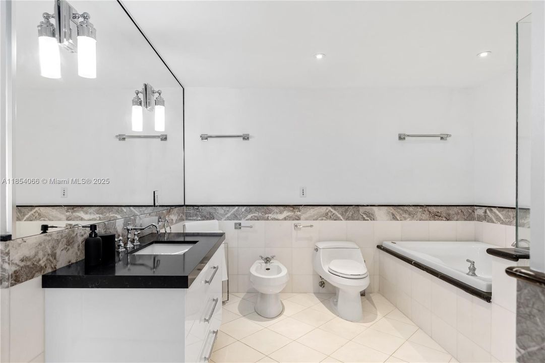 Недавно продано: $775,000 (1 спален, 1 ванн, 778 Квадратных фут)