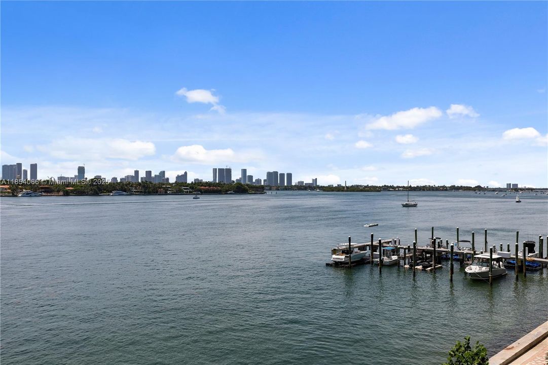 Недавно продано: $775,000 (1 спален, 1 ванн, 778 Квадратных фут)