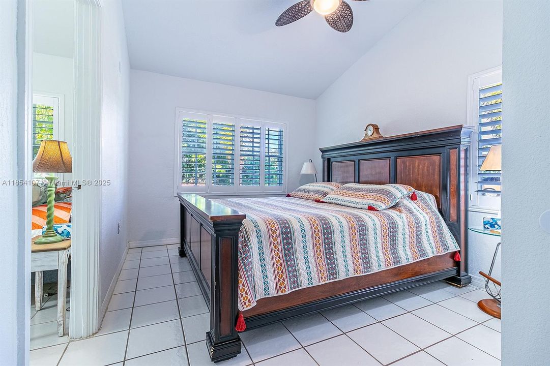 Recently Sold: $1,849,900 (8 beds, 6 baths, 7212 Square Feet)