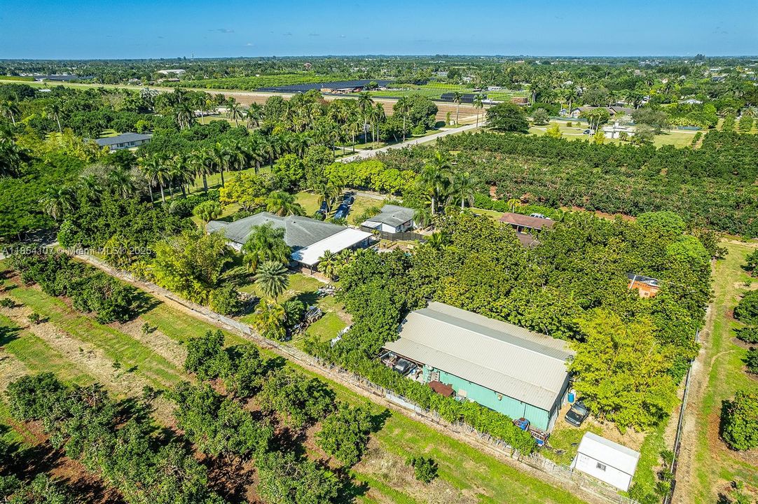 Recently Sold: $1,849,900 (8 beds, 6 baths, 7212 Square Feet)