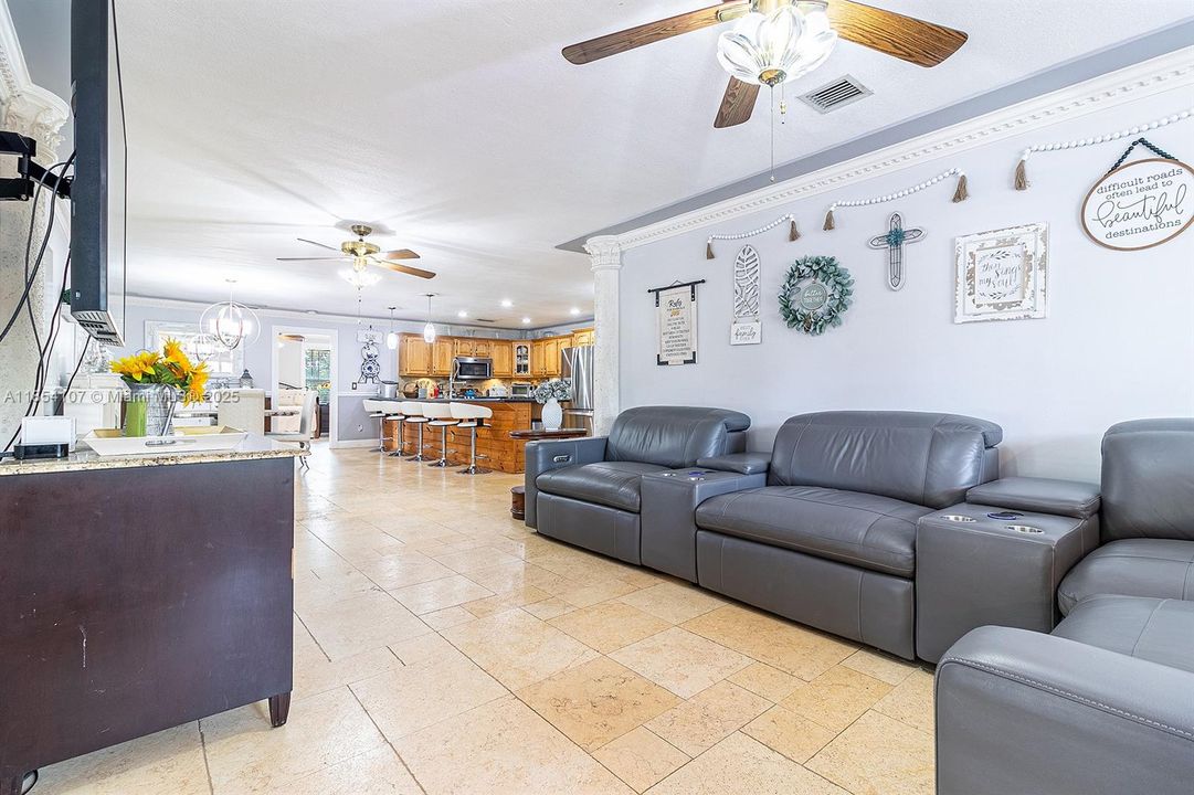 Recently Sold: $1,849,900 (8 beds, 6 baths, 7212 Square Feet)