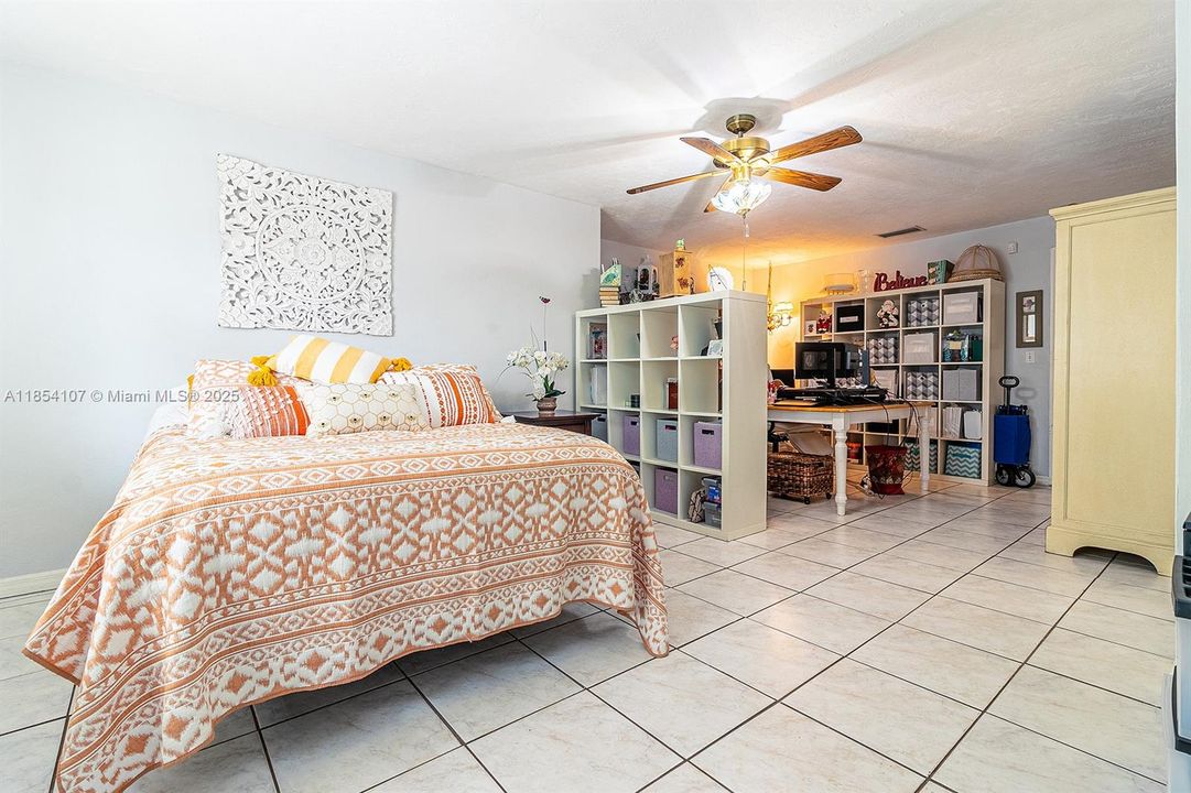 Recently Sold: $1,849,900 (8 beds, 6 baths, 7212 Square Feet)