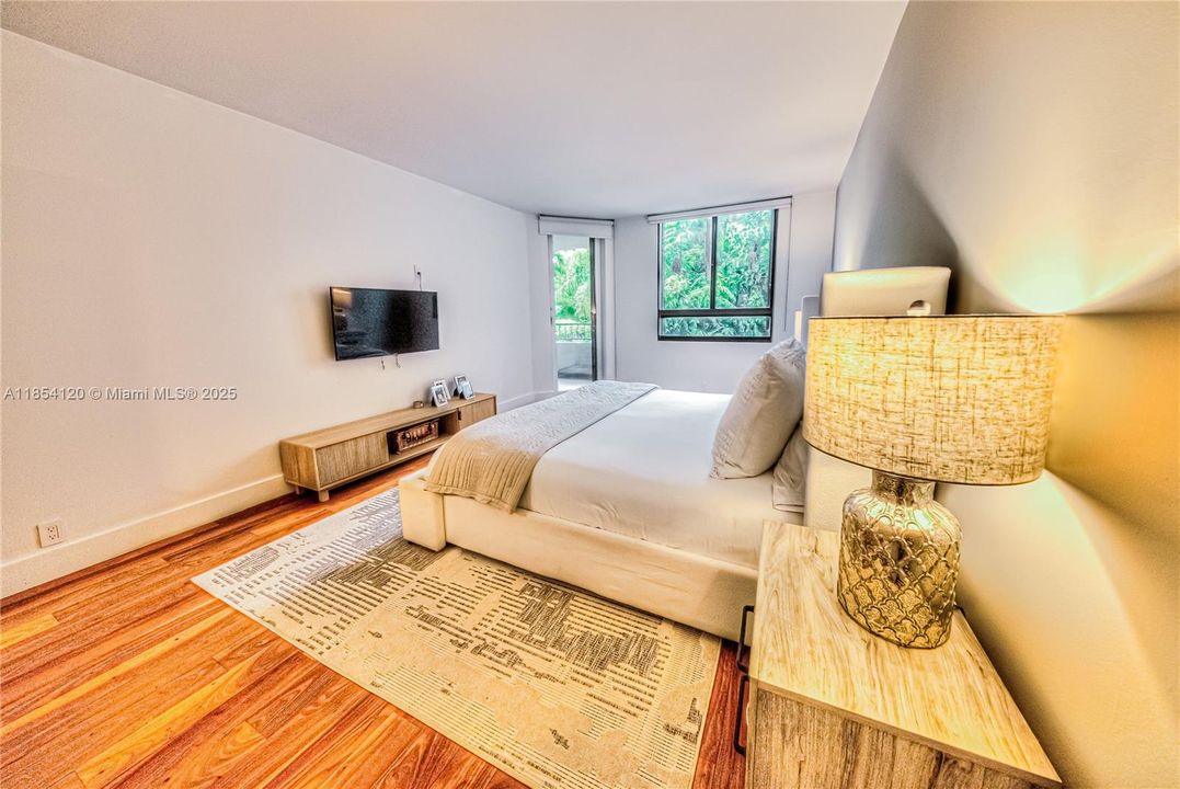 For Sale: $1,149,000 (2 beds, 2 baths, 1790 Square Feet)