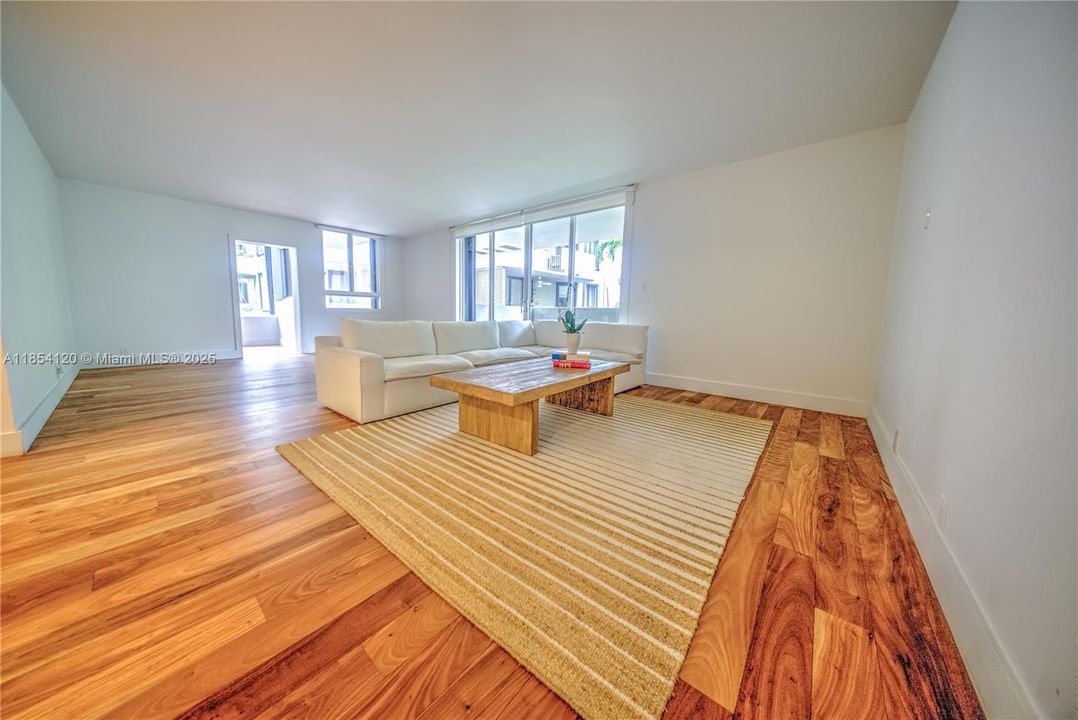 For Sale: $1,149,000 (2 beds, 2 baths, 1790 Square Feet)