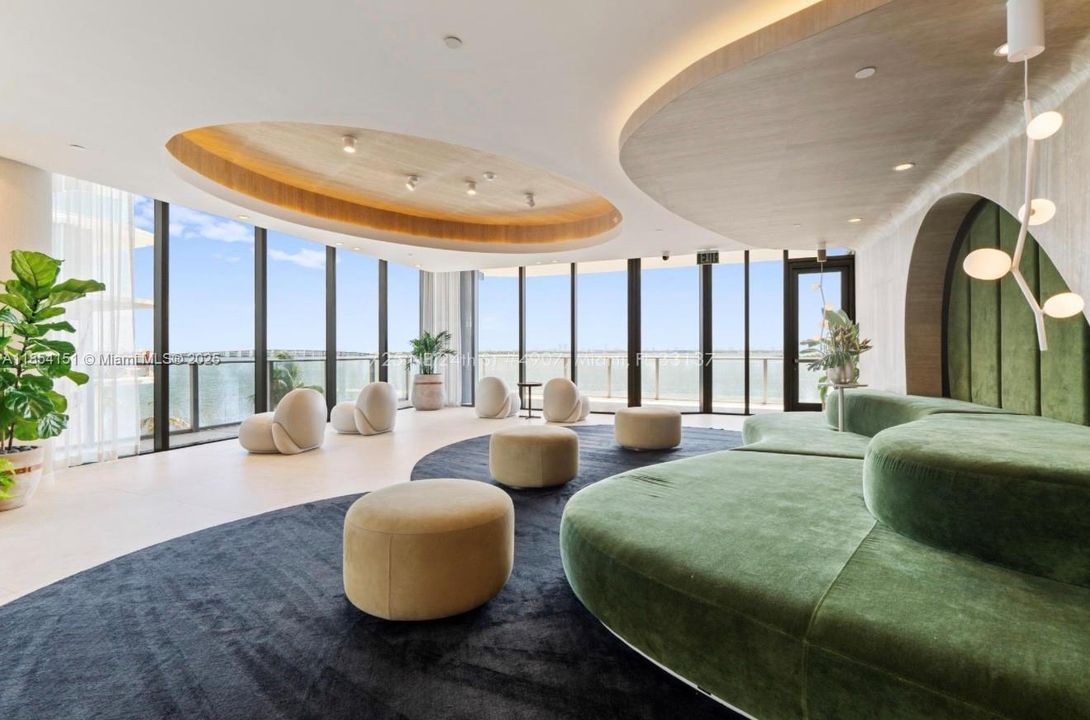 For Sale: $3,400,000 (4 beds, 5 baths, 2520 Square Feet)