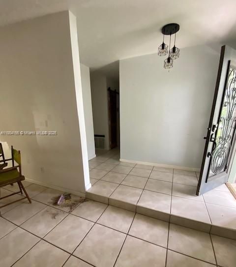 En Venta: $825,000 (3 camas, 2 baños, 1390 Pies cuadrados)