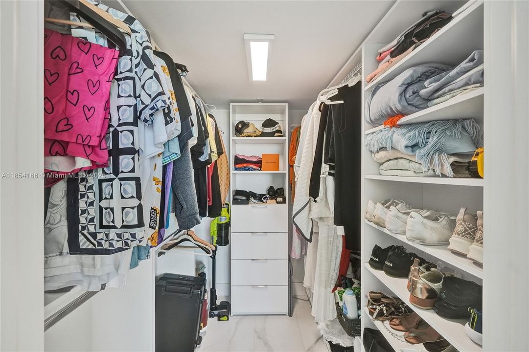 待售: $1,300,000 (3 贝兹, 2 浴室, 1191 平方英尺)