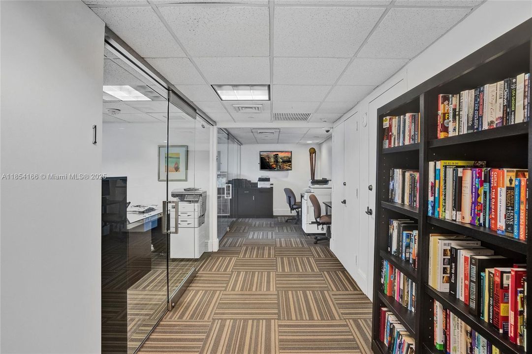 待售: $1,300,000 (3 贝兹, 2 浴室, 1191 平方英尺)