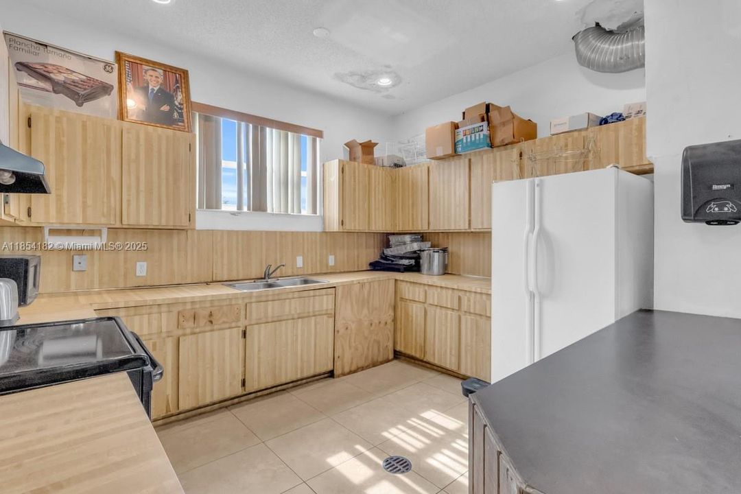 Recently Sold: $850,000 (0 beds, 0 baths, 0 Square Feet)