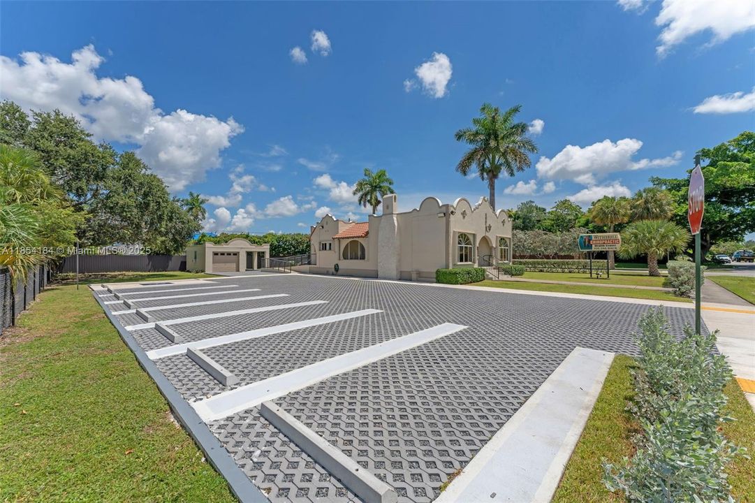 待售: $2,299,998 (0 贝兹, 0 浴室, 0 平方英尺)