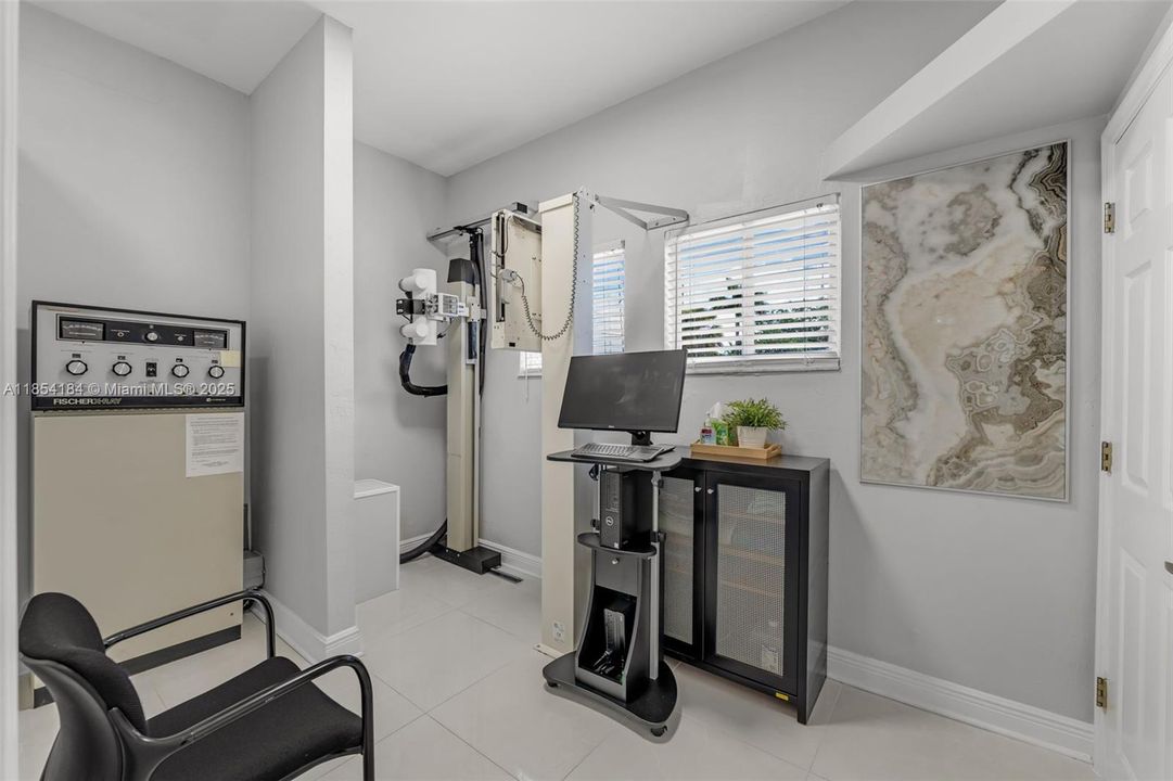 待售: $2,299,998 (0 贝兹, 0 浴室, 0 平方英尺)