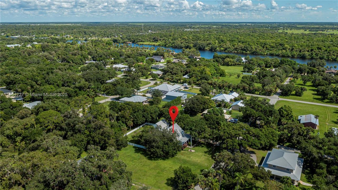 最近售出: $549,900 (4 贝兹, 3 浴室, 3049 平方英尺)