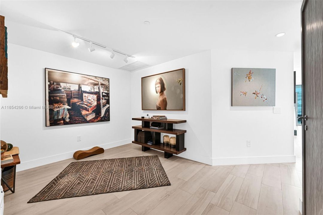 En Venta: $1,450,000 (3 camas, 3 baños, 1646 Pies cuadrados)