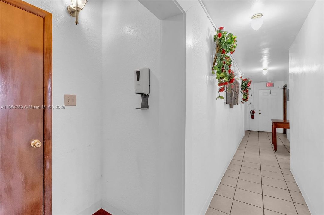 合同活跃: $700,000 (0 贝兹, 0 浴室, 0 平方英尺)