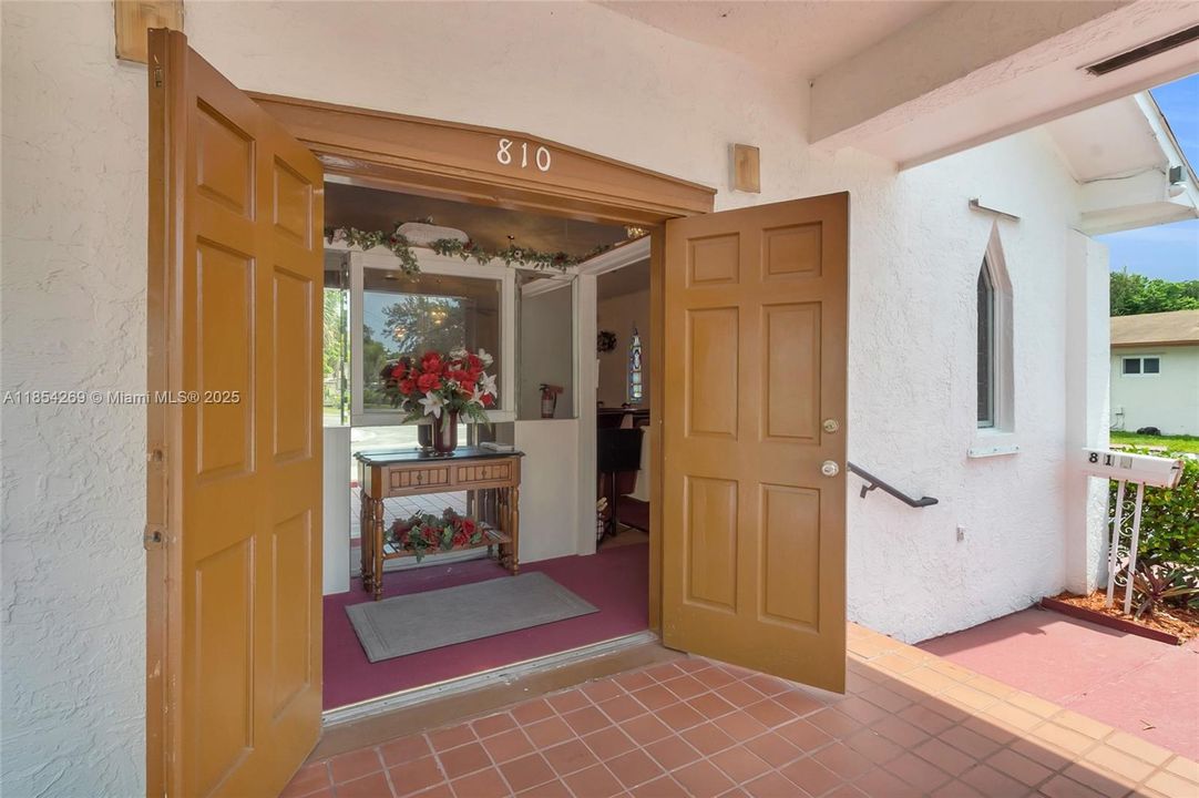 合同活跃: $700,000 (0 贝兹, 0 浴室, 0 平方英尺)