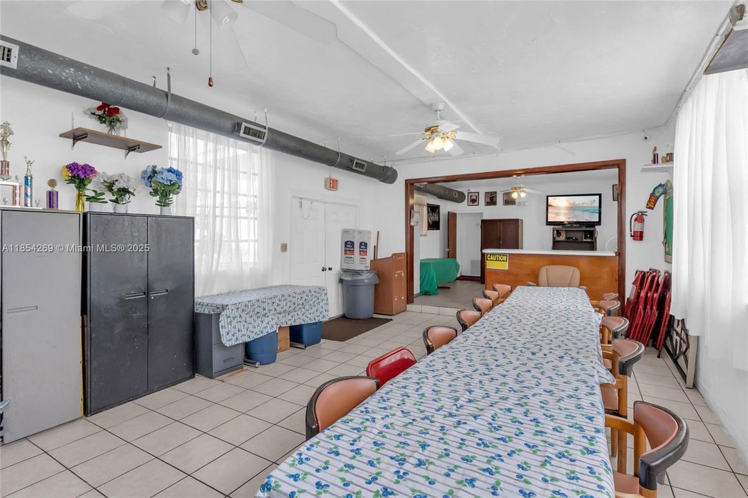 合同活跃: $700,000 (0 贝兹, 0 浴室, 0 平方英尺)