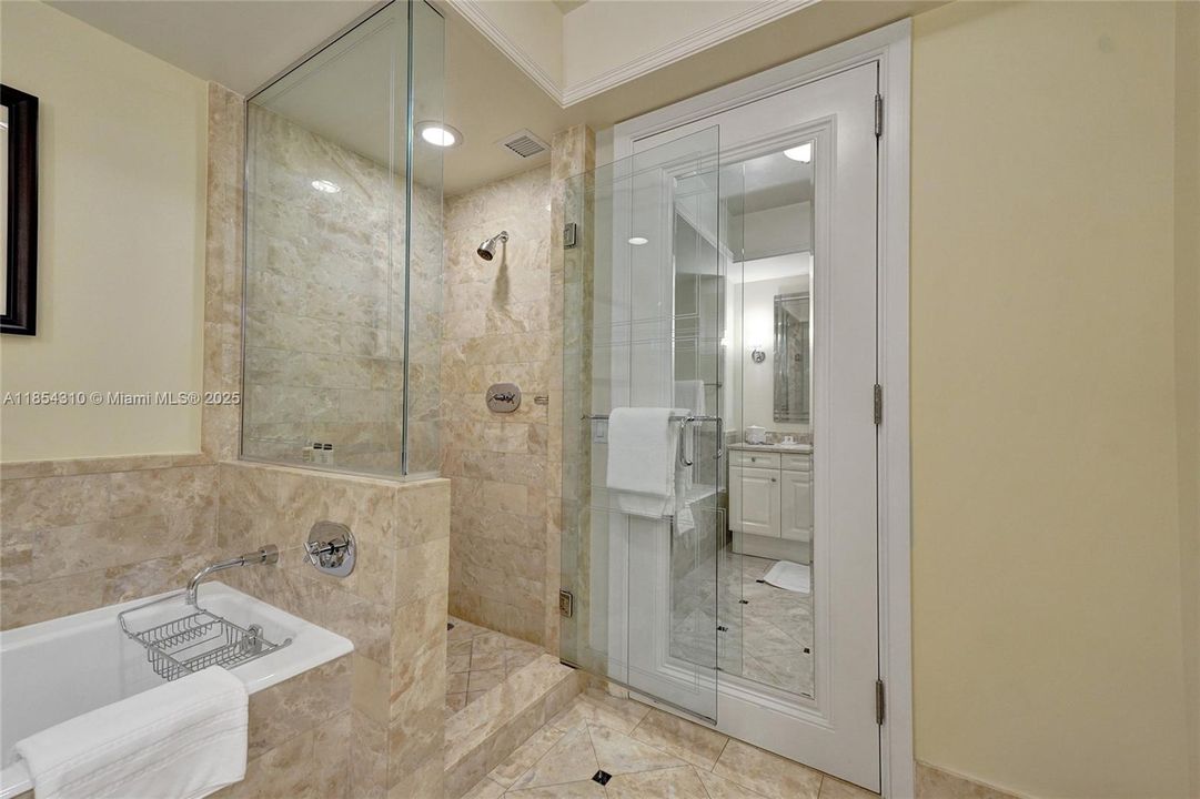 En Venta: $820,000 (0 camas, 1 baños, 624 Pies cuadrados)