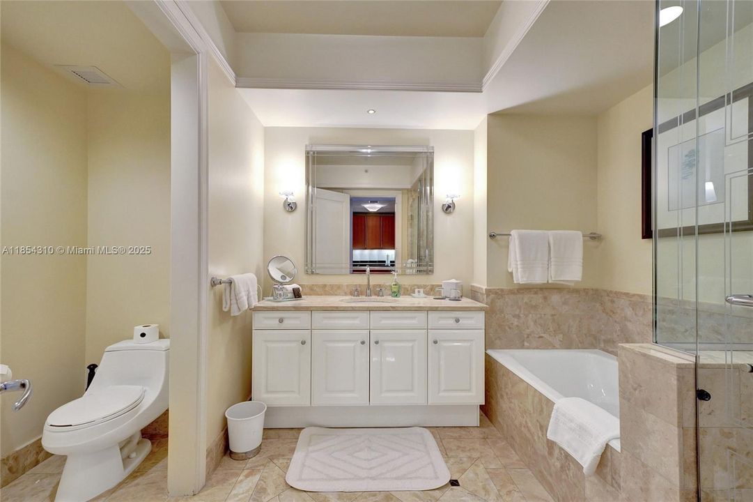 En Venta: $820,000 (0 camas, 1 baños, 624 Pies cuadrados)