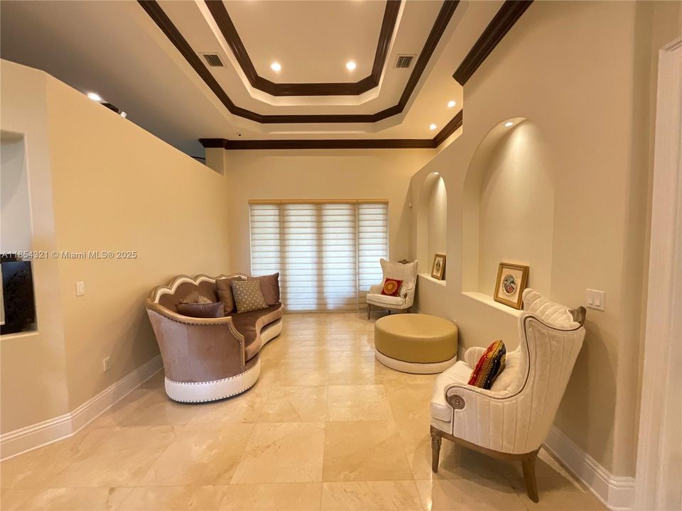 最近租的: $8,500 (4 贝兹, 3 浴室, 2852 平方英尺)