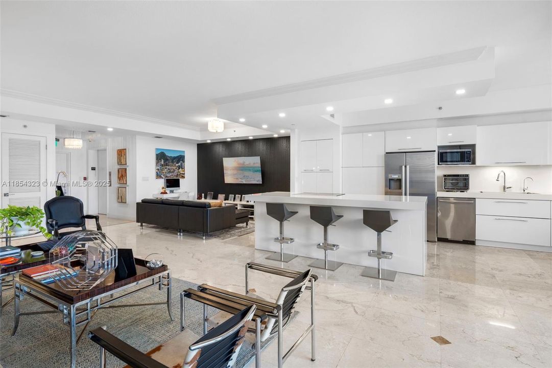 For Sale: $2,550,000 (3 beds, 3 baths, 2174 Square Feet)