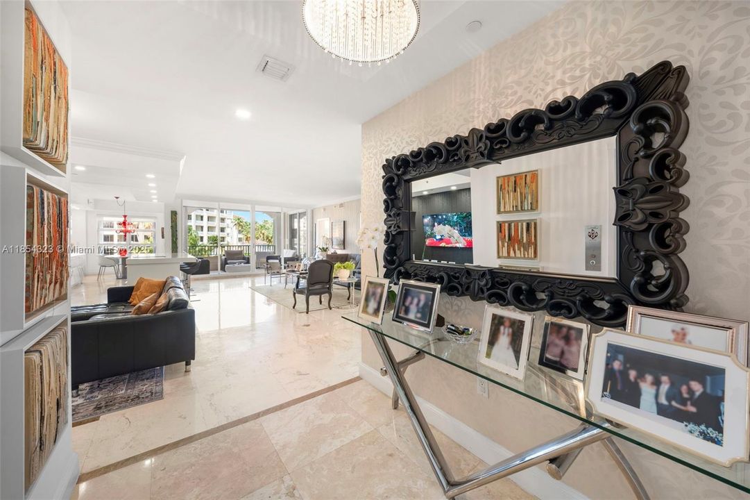 For Sale: $2,550,000 (3 beds, 3 baths, 2174 Square Feet)