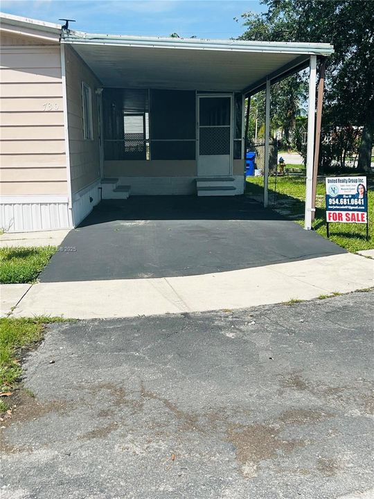 For Sale: $320,000 (3 beds, 2 baths, 1859 Square Feet)