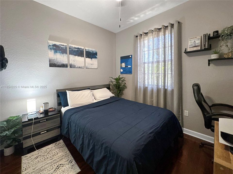 For Sale: $429,900 (3 beds, 2 baths, 1463 Square Feet)