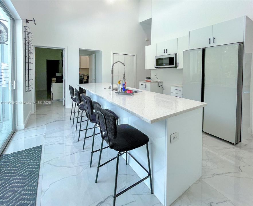 En Venta: $425,000 (3 camas, 2 baños, 1680 Pies cuadrados)