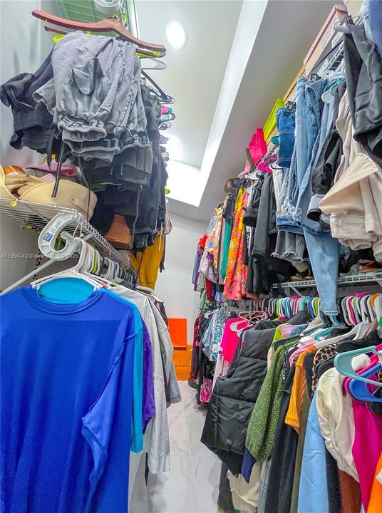 Principal Walk-In Closet