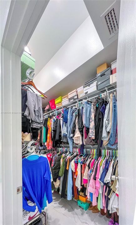 Principal Walk-In Closet