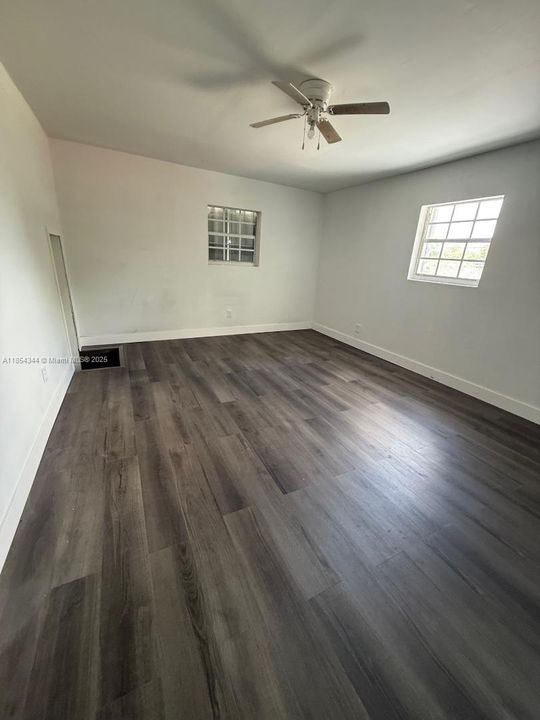 Vendido Recientemente: $495,000 (3 camas, 2 baños, 1286 Pies cuadrados)