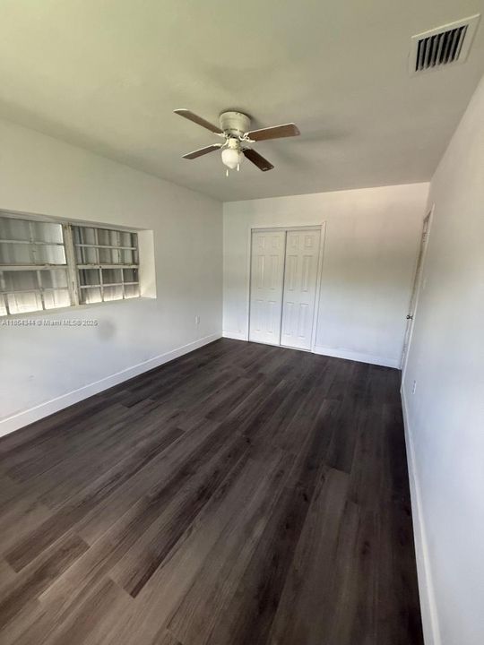 Vendido Recientemente: $495,000 (3 camas, 2 baños, 1286 Pies cuadrados)