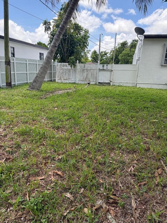 Vendido Recientemente: $495,000 (3 camas, 2 baños, 1286 Pies cuadrados)